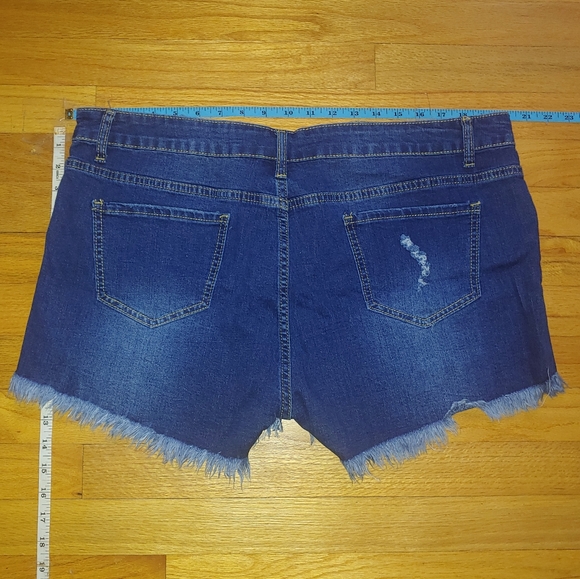 Blue Distressed Denim Frayed Shorts Button Up Front Women's XXL - Picture 4 of 7